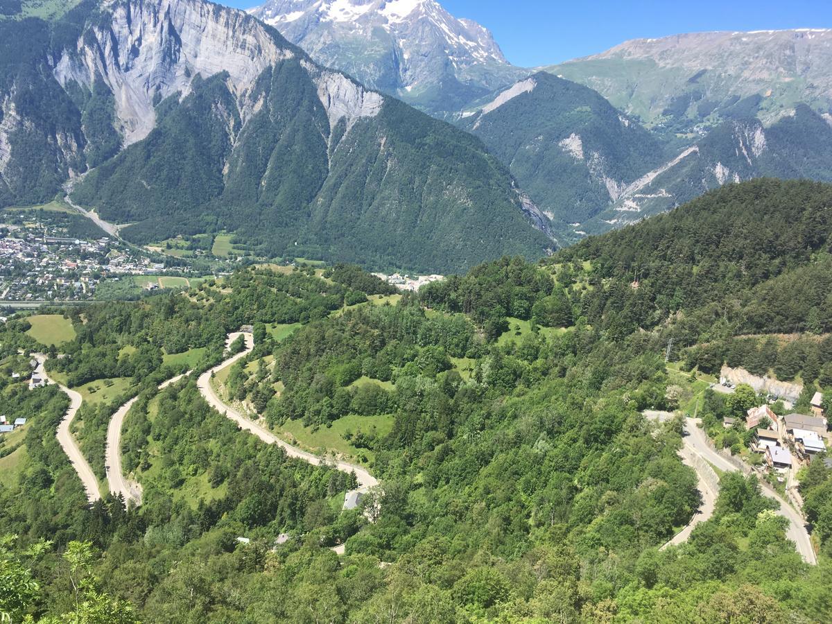 La Vallee Blanche Bikehotel Альп-д'Юэз Экстерьер фото